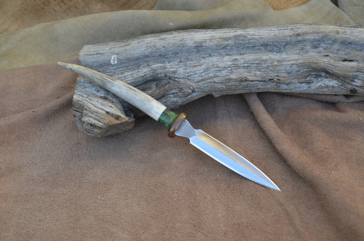 111-19 Antler tip, Medium bodice dagger