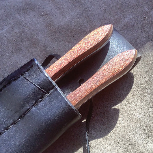 110-21 Stabilized Mahogany eating set