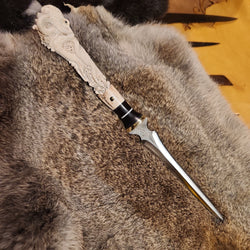 23-233 Octopus Carved Deer Antler Stileto