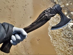 AW012 - Dragon Handle Bearded Axe