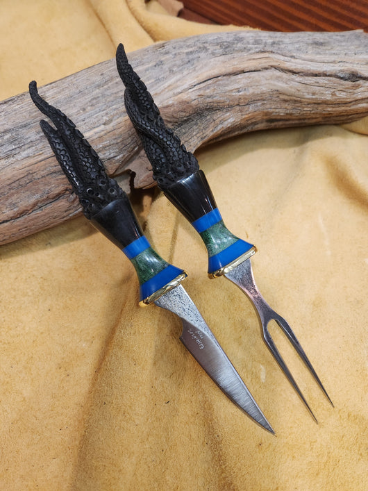 25-173 - Tentacle Carved Water Buffalo Eating Set