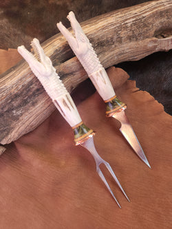 25-100 Alligator Carved Antler Eating Set