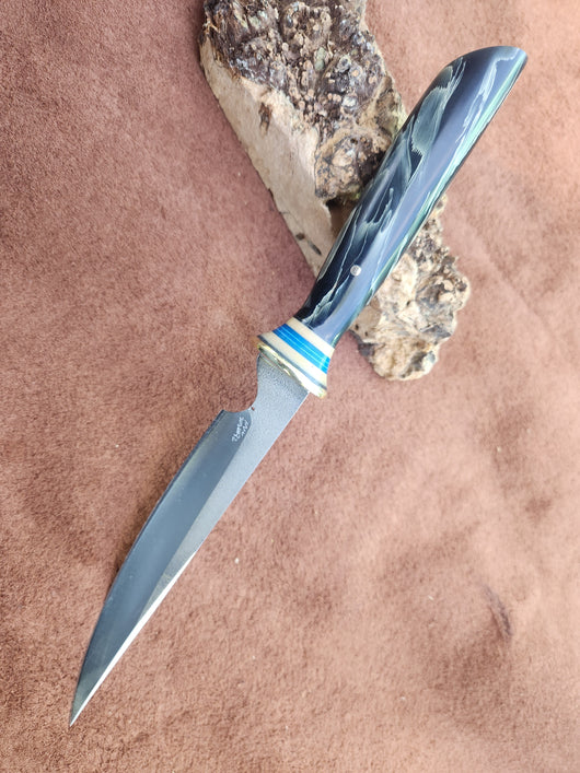26-32 - Black Fiber Raffir Narrow Carver
