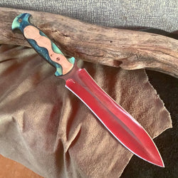 94-21 Stabilized Quilted Maple Center Squiggle w/ Blue and White Iridescent Resin, LG Leaf Blade Dagger